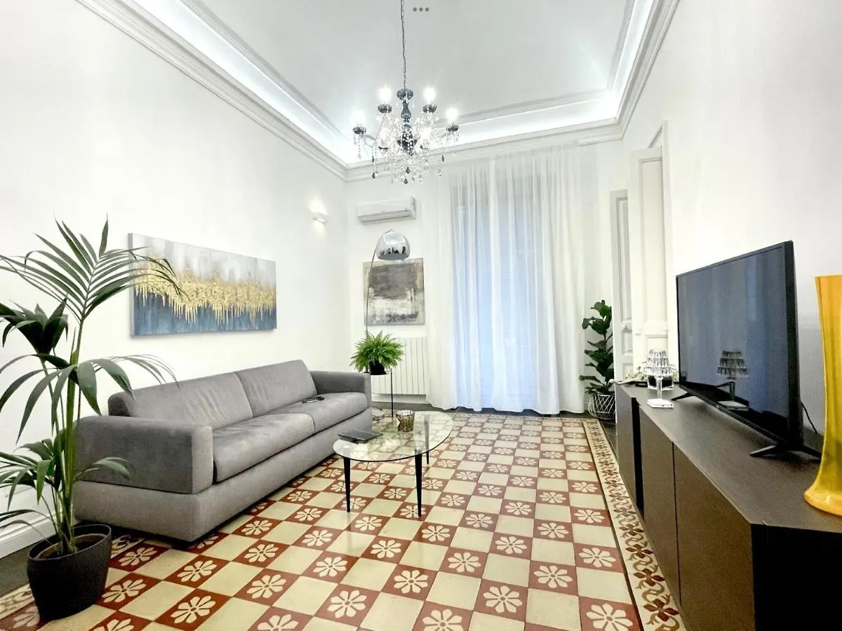 La Vite Suite Catania 0*,  Italy